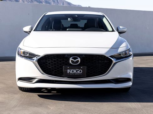 Used 2020 MAZDA MAZDA3 Sedan w/ Select Package image 4