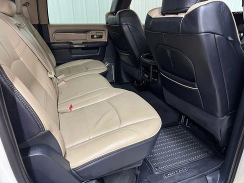 Used 2020 RAM 2500 Limited AWD/4WD image 17