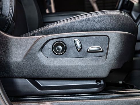 Used 2024 GMC Sierra 2500 Denali w/ Denali Reserve Package image 29