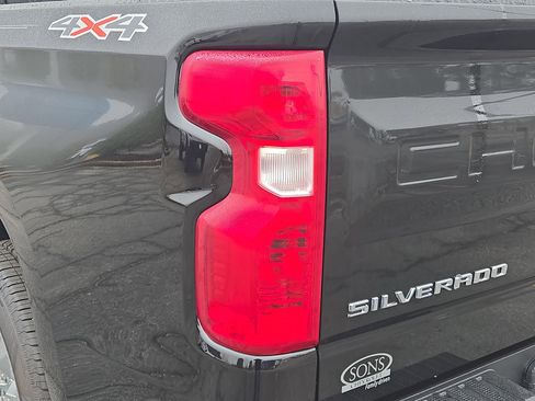 New 2026 Chevrolet Silverado 1500 Custom image 19