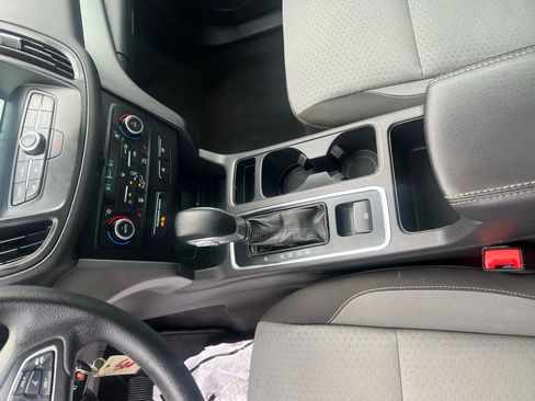 Used 2018 Ford Escape SE w/ SE Sync 3 Package image 25