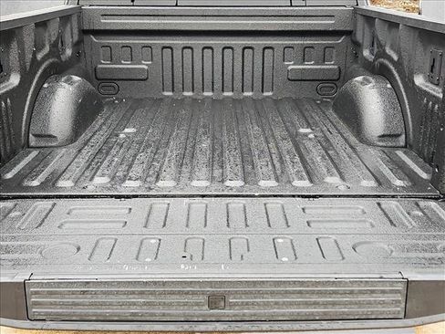 Used 2020 Ford F150 Raptor w/ Equipment Group 802A Luxury image 6