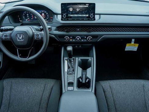 Certified 2025 Honda Accord LX image 10