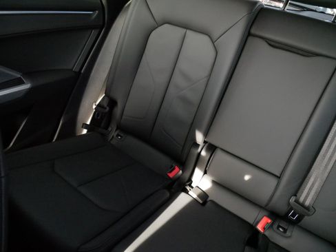 Used 2025 Audi Q3 2.0T Premium Plus w/ Premium Plus Package image 12