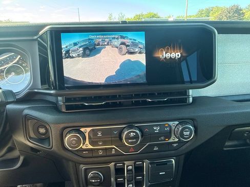 New 2026 Jeep Wrangler Unlimited Sport AWD/4WD image 13