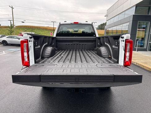 New 2026 Ford F350 XL w/ FX4 Off-Road Package image 3
