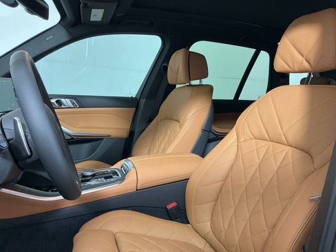 New 2026 BMW X5 xDrive50e w/ M Sport Package AWD/4WD image 22