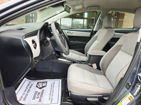 Used 2017 Toyota Corolla LE image 14