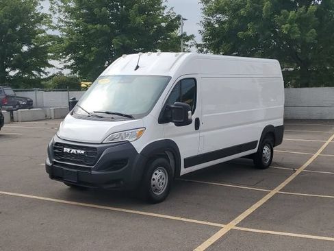 Used 2023 RAM ProMaster 2500 FWD image 2