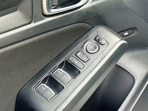 Used 2025 Honda Civic Sport image 17