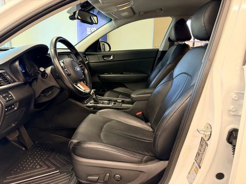 Used 2019 Kia Optima EX image 15