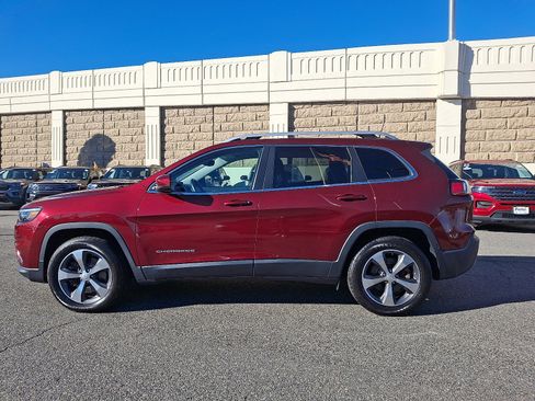 Used 2019 Jeep Cherokee Limited image 7