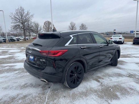 Used 2021 INFINITI QX50 Luxe w/ Appearance Package image 9