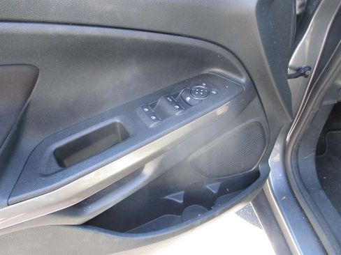 Used 2021 Ford EcoSport SE image 17