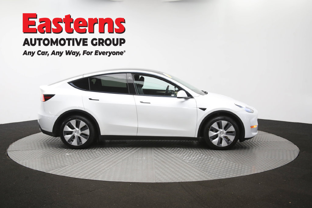 Used 2022 Tesla Model Y Long Range AWD/4WD image 43