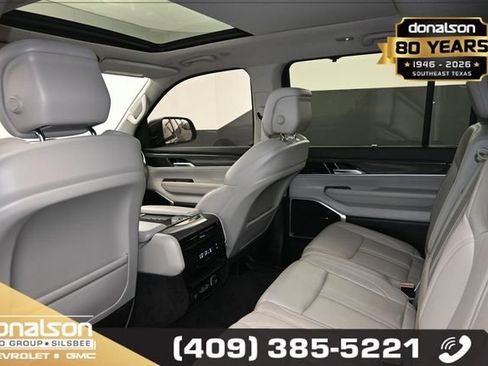 Used 2022 Jeep Wagoneer Series II w/ Convenience Group I RWD image 11