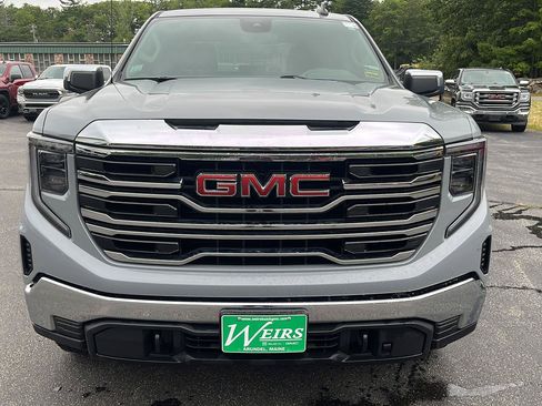 Used 2024 GMC Sierra 1500 SLE AWD/4WD image 8