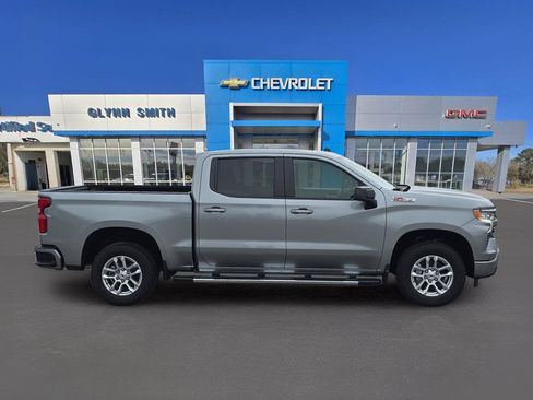 New 2026 Chevrolet Silverado 1500 RST w/ Z71 Off-Road Package AWD/4WD image 4