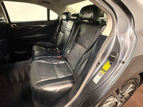 Used 2014 Lexus LS 600h L image 8