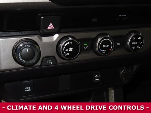 Used 2018 Toyota Tacoma SR5 image 18