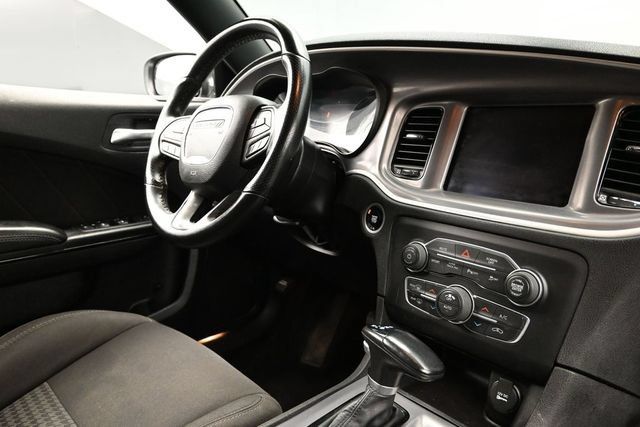 Certified 2022 Dodge Charger R/T w/ Blacktop Package RWD image 15