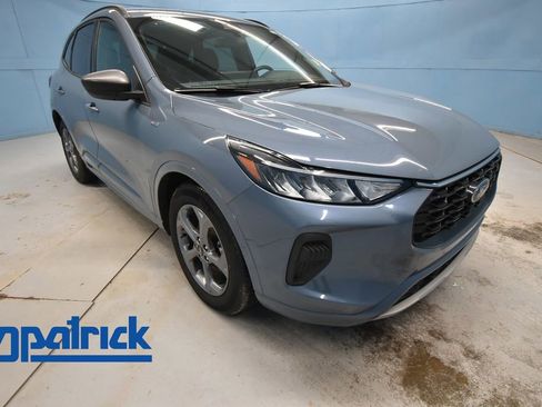 Used 2023 Ford Escape ST-Line w/ Tech Pack #1 image 1