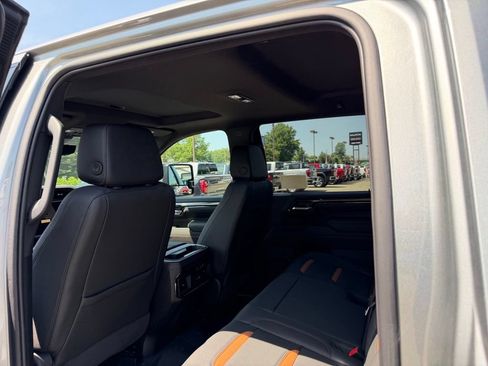 New 2026 GMC Sierra 3500 AT4 w/ Technology Package AWD/4WD image 14