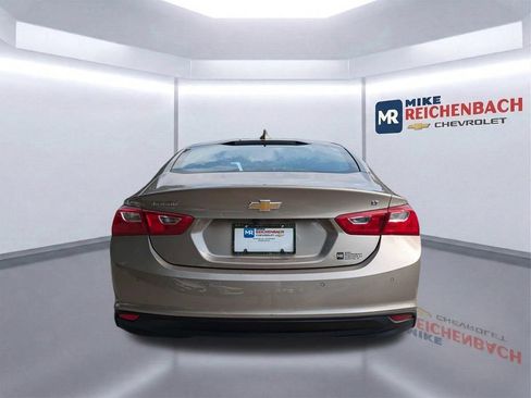 Used 2024 Chevrolet Malibu LT FWD image 5