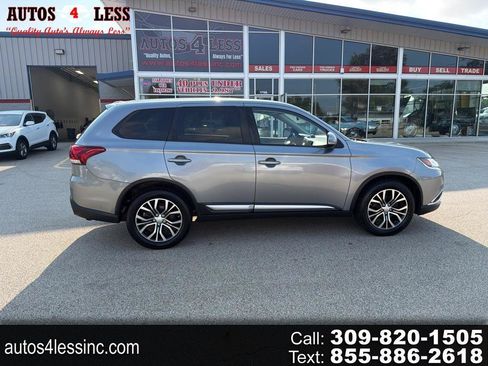 Used 2016 Mitsubishi Outlander SE AWD/4WD image 1