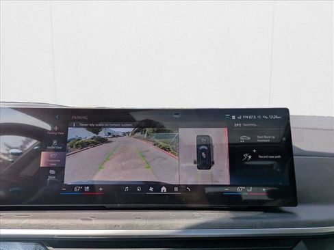 Used 2026 BMW X7 xDrive40i image 14