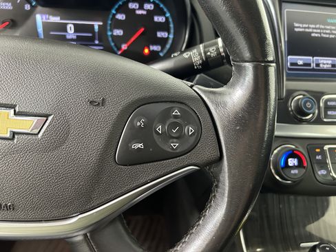 Used 2018 Chevrolet Impala LT image 15