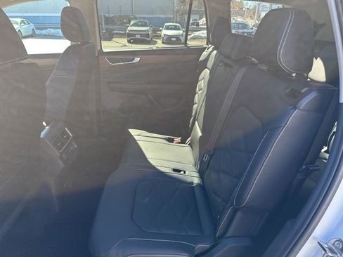 New 2026 Volkswagen Atlas SE image 13