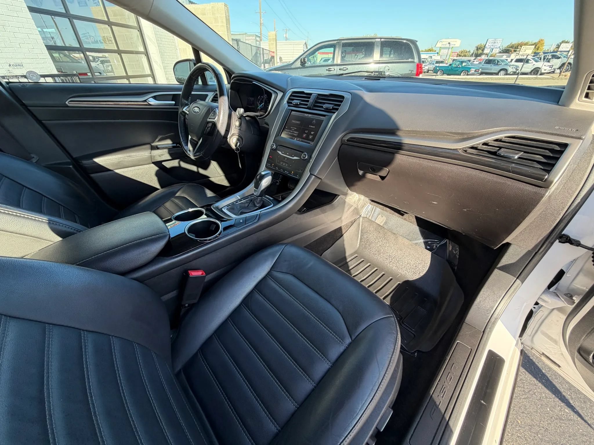 Used 2013 Ford Fusion SE FWD image 14