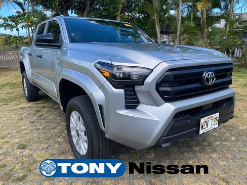 Used 2024 Toyota Tacoma SR RWD image 19