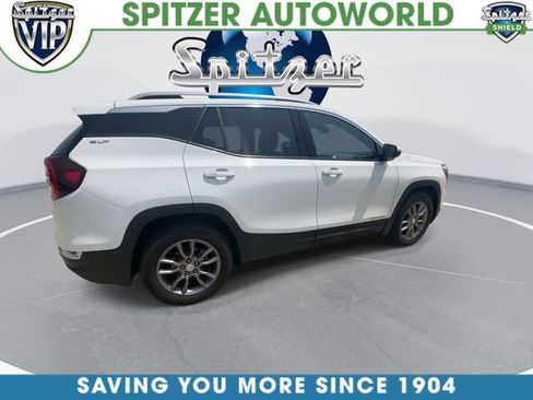 Used 2023 GMC Terrain SLT AWD/4WD image 9
