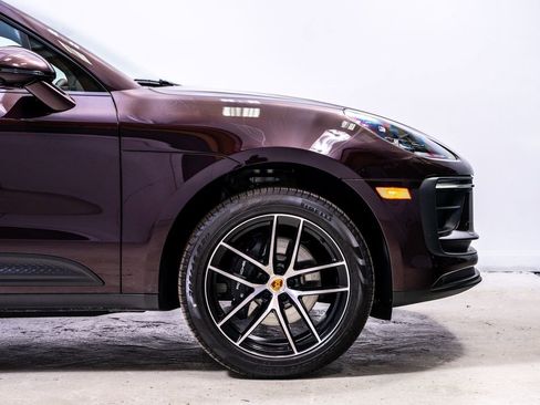 New 2026 Porsche Macan image 12