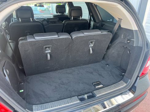 Used 2011 Mercedes-Benz R 350 BlueTEC 4MATIC image 15