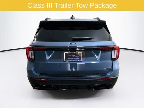 Certified 2025 Ford Explorer ST-Line w/ Premium Package AWD/4WD image 9