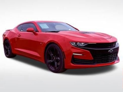 Used 2019 Chevrolet Camaro SS image 2
