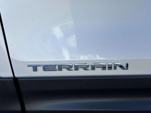 Used 2020 GMC Terrain SLE w/ Driver Convenience Package image 25