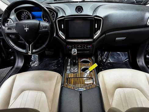 Used 2019 Maserati Ghibli S image 37