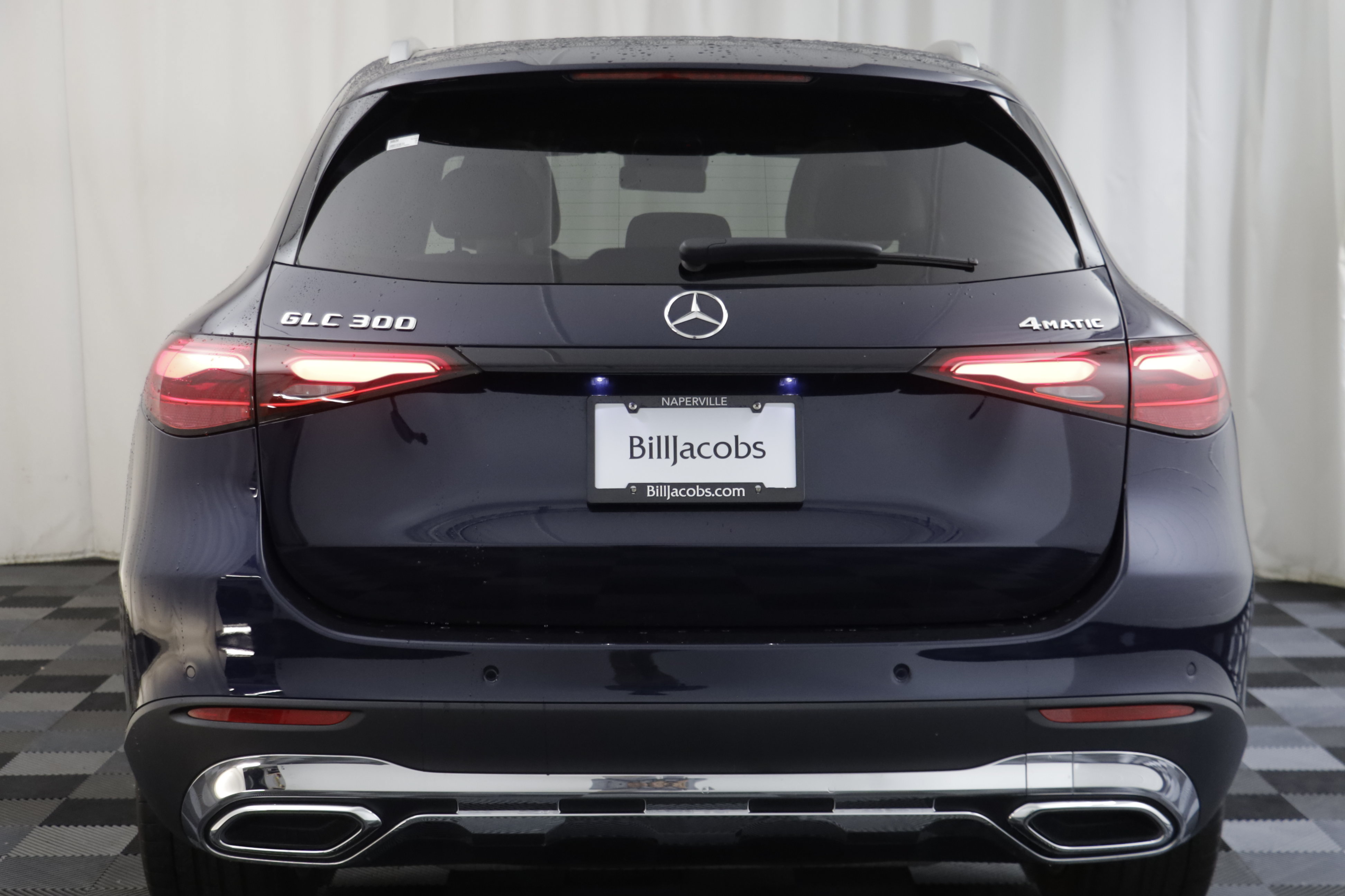 Used 2024 Mercedes-Benz GLC 300 4MATIC image 14