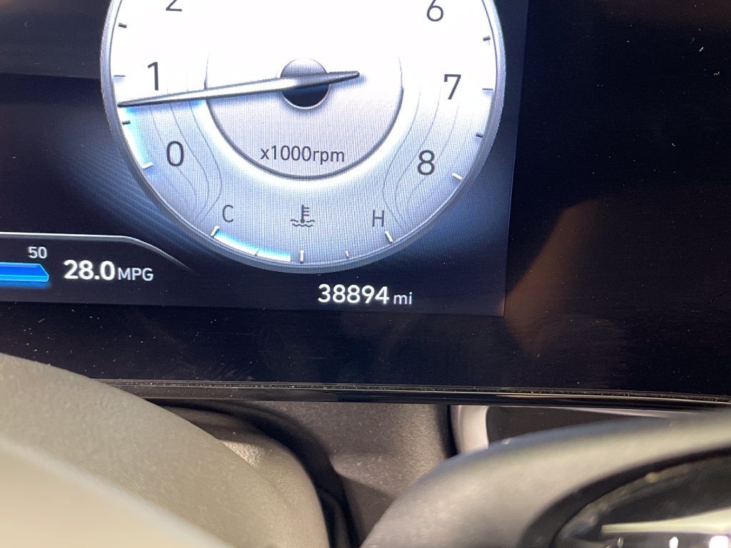Certified 2024 Hyundai Elantra SEL FWD image 22