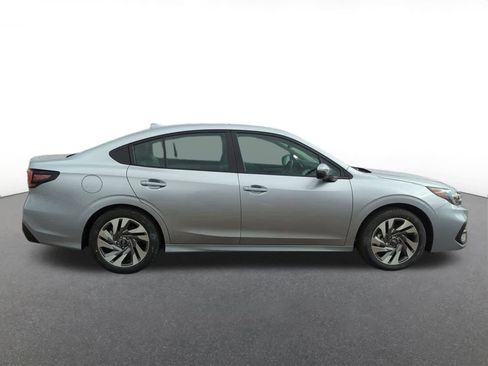 Used 2023 Subaru Legacy Limited image 7