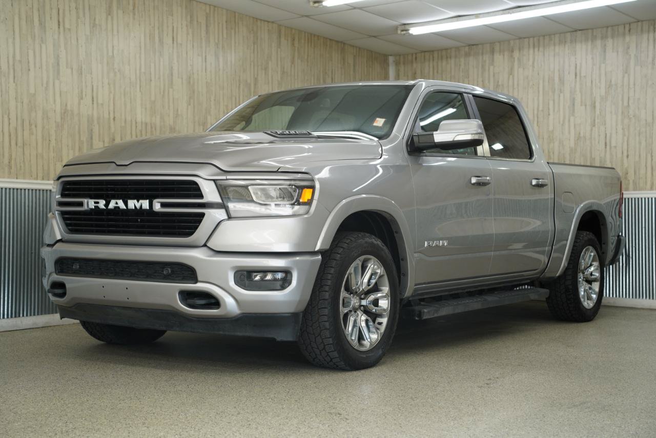 Used 2020 RAM 1500 Laramie w/ Sport Appearance Package AWD/4WD image 4