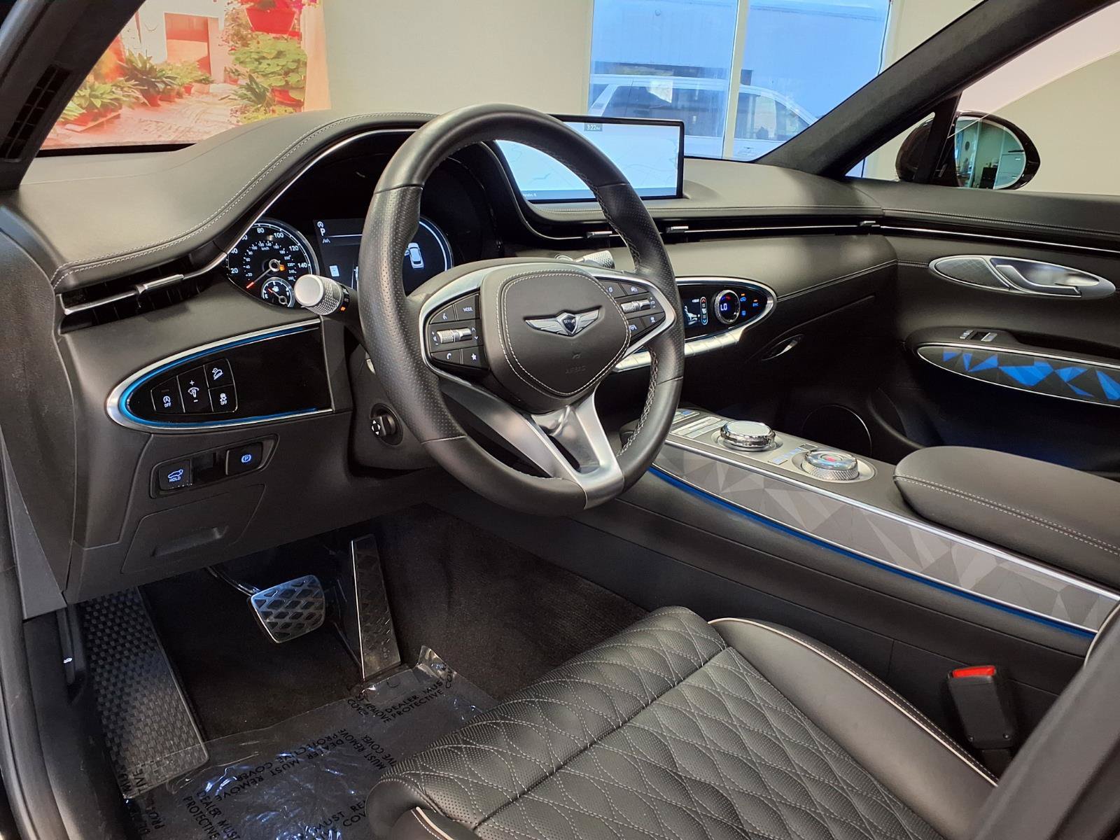 Used 2025 Genesis GV70 3.5T Sport w/ Sport Advanced Package AWD/4WD image 19