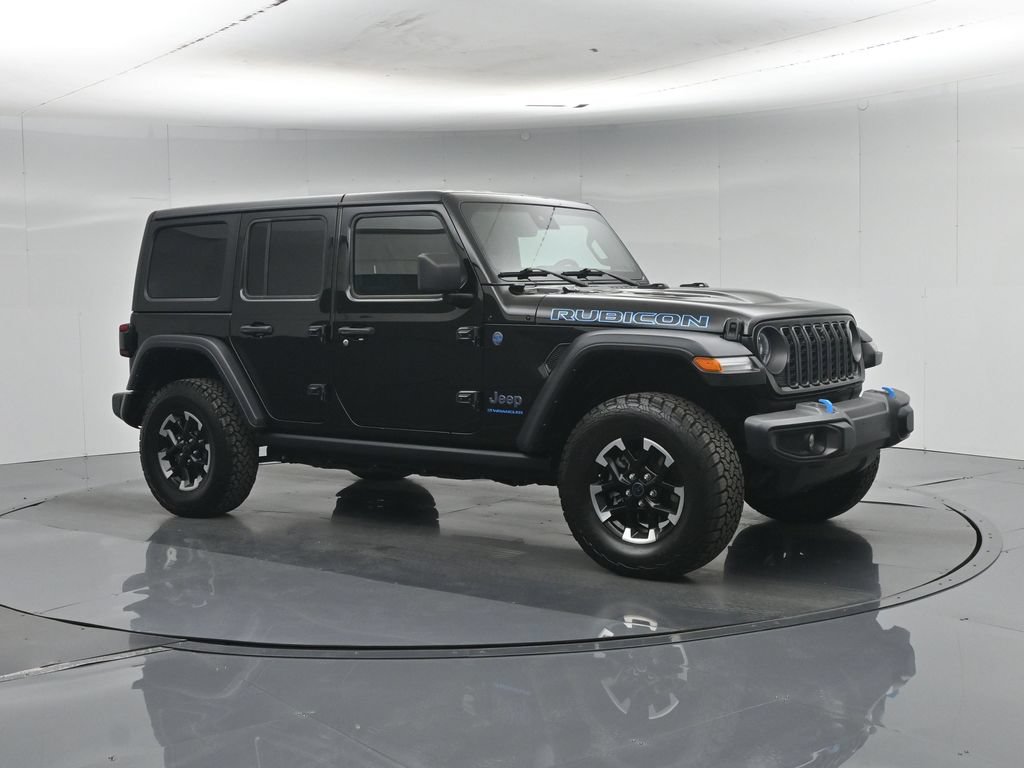 Used 2024 Jeep Wrangler Unlimited Rubicon 4xe w/ Technology Group AWD/4WD image 25