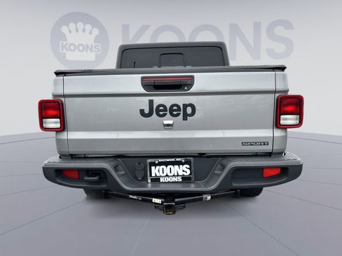 Used 2020 Jeep Gladiator Sport w/ Quick Order Package 24S AWD/4WD image 15