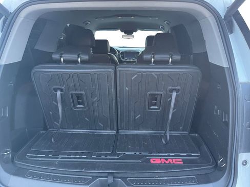 Used 2023 GMC Acadia AT4 w/ Technology Package image 21