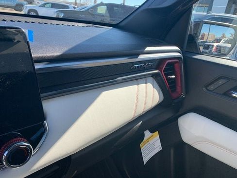 New 2024 GMC Canyon AT4X w/ Off-Road Front Bumper Package image 22